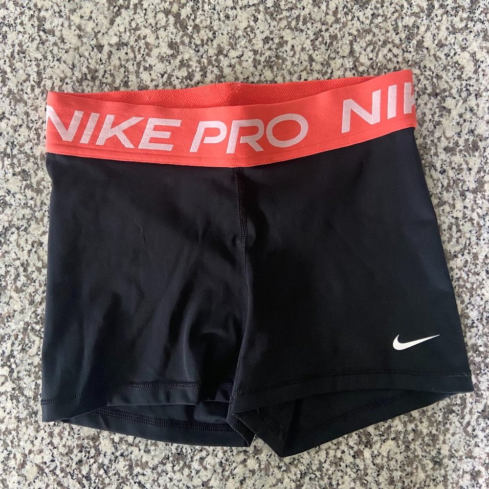 Nike Pro Women's 3" Short